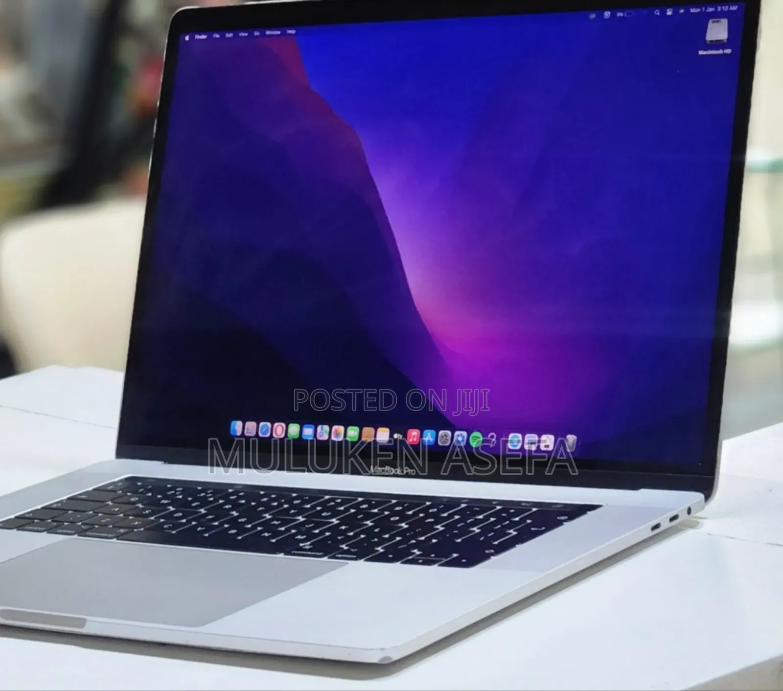 New Laptop Apple MacBook Pro 2017 16GB Intel Core I7 SSD 512GB