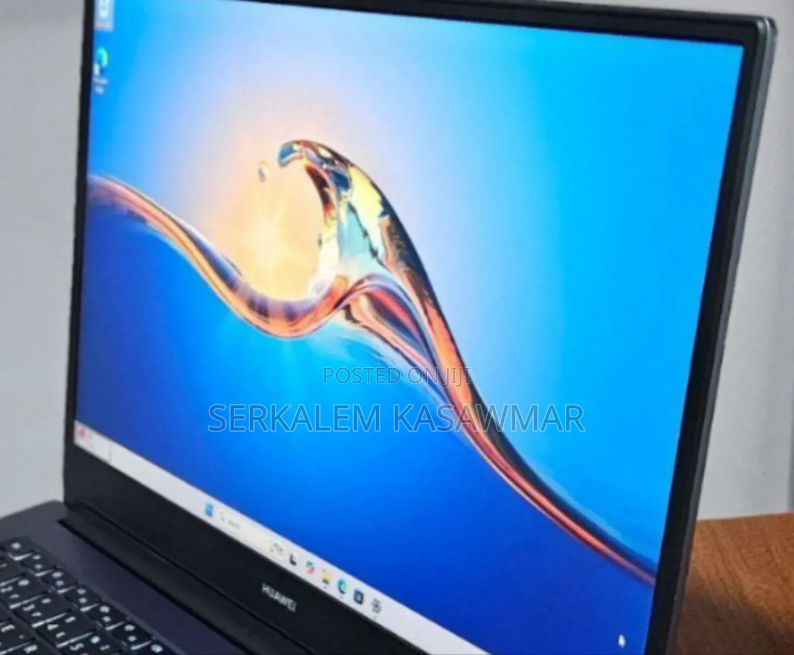 New Laptop Huawei Matebook D 15 8GB Intel Core I5 SSD 512GB