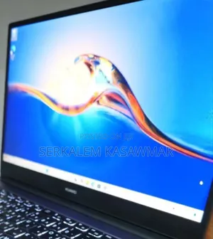 New Laptop Huawei Matebook D 15 8GB Intel Core I5 SSD 512GB