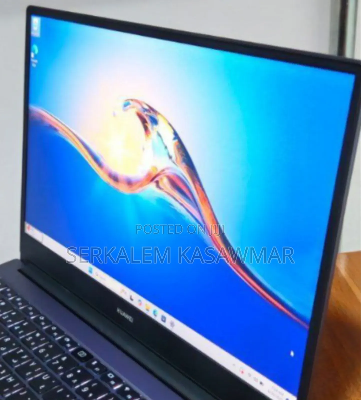 New Laptop Huawei Matebook D 15 8GB Intel Core I5 SSD 512GB