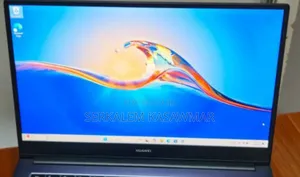 New Laptop Huawei Matebook D 15 8GB Intel Core I5 SSD 512GB