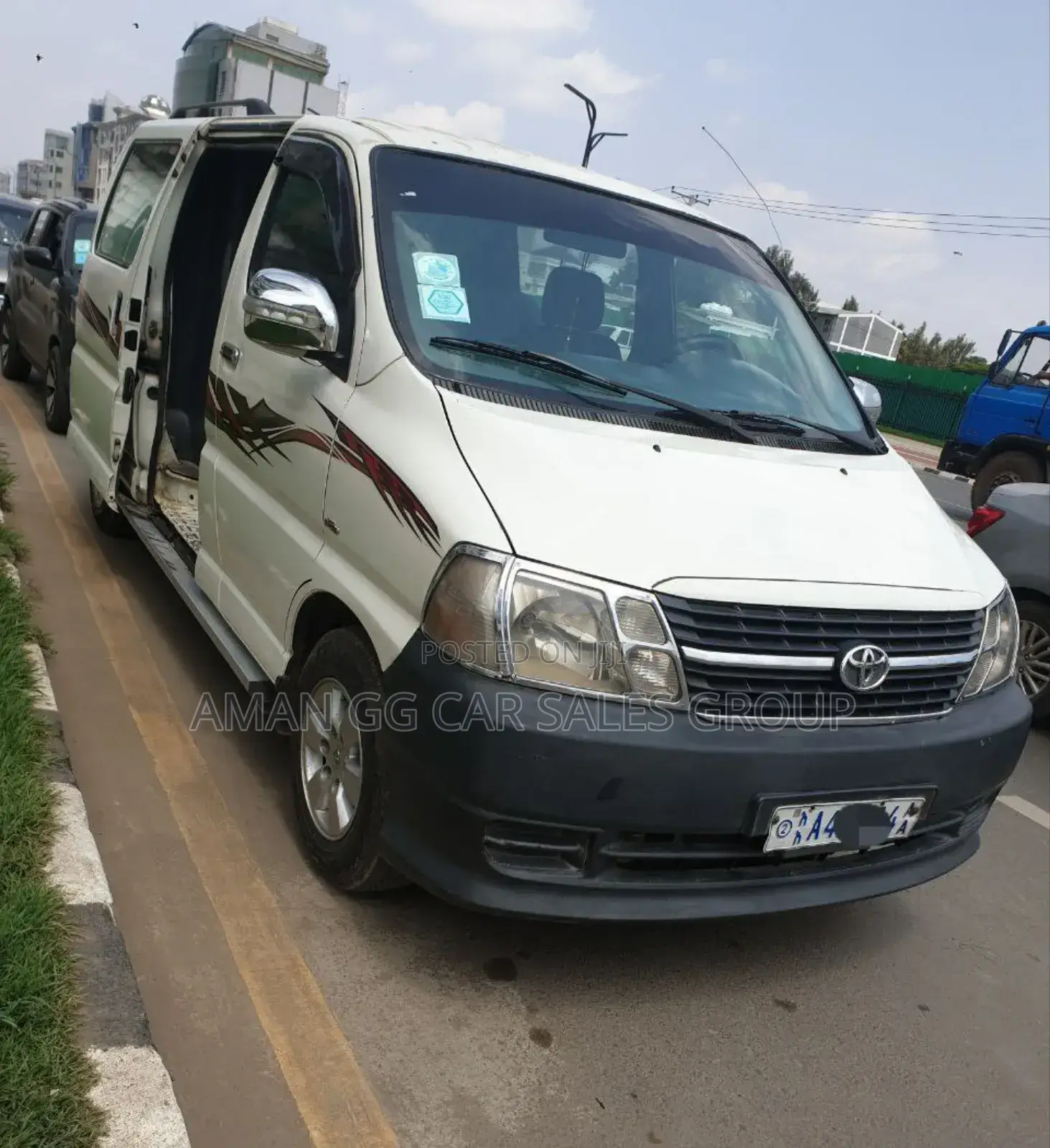 Toyota HiAce 2008 White
