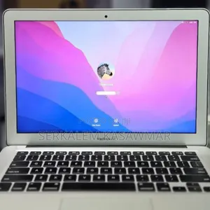 Photo - New Laptop Apple MacBook Air 2017 8GB Intel Core I5 SSD 128GB