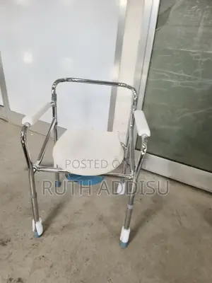 Photo - Medical Commode Chair吧太toilet Chair國民commode Chair跟上popo