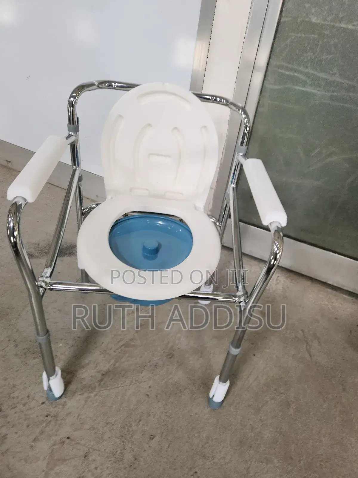 Toilet Chair滿意commode Chair法庭commode Chair瓶蓋commode Chair