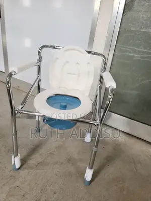 Photo - Toilet Chair沒人commode Chair波動commode Chair滿足commode Chair