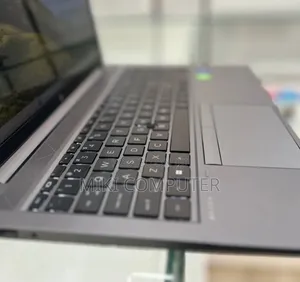 New Laptop HP ZBook 14u 16GB Intel Core I7 SSD 512GB