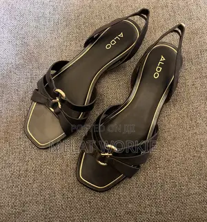 Photo - Women’S Flat Shoe