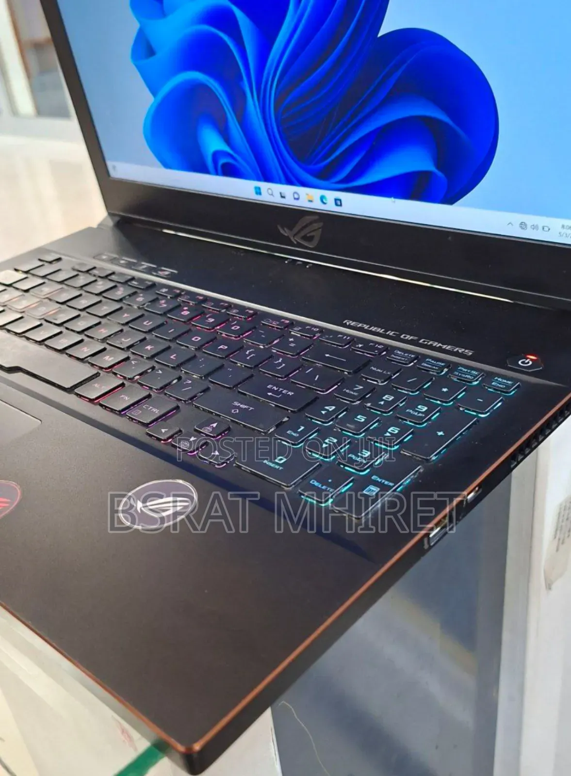 New Laptop Asus ROG Zephyrus G15 16GB Intel Core I7 SSD 128GB