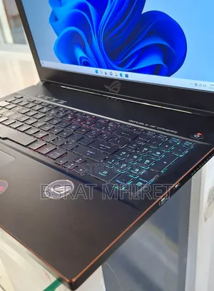 New Laptop Asus ROG Zephyrus G15 16GB Intel Core I7 SSD 128GB