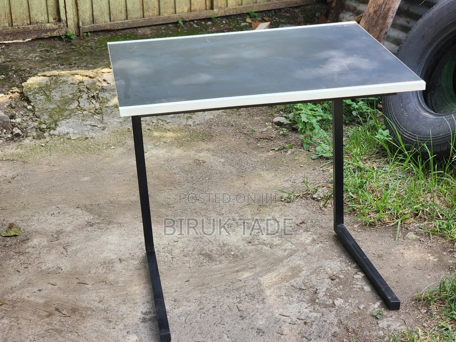 Small C Shaped Study Table 100×60 Cm