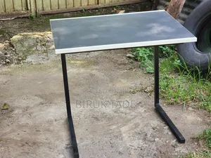 Small C Shaped Study Table 100×60 Cm