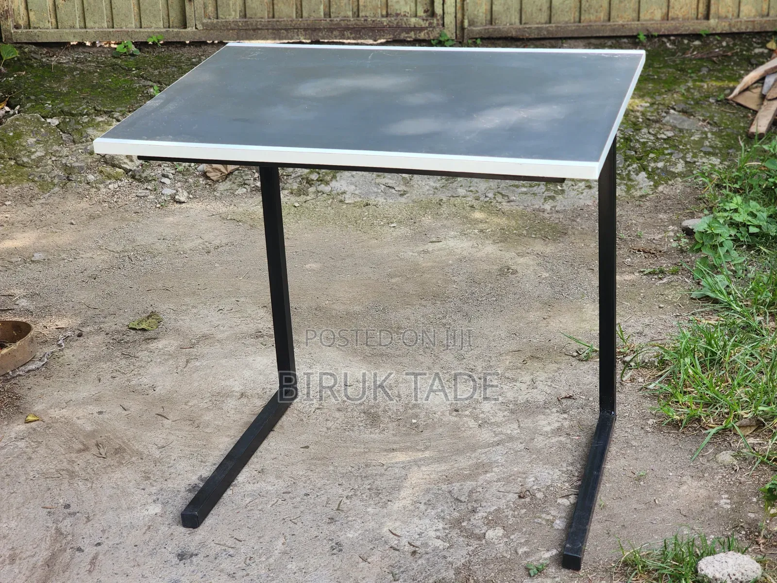 Small C Shaped Study Table 100×60 Cm