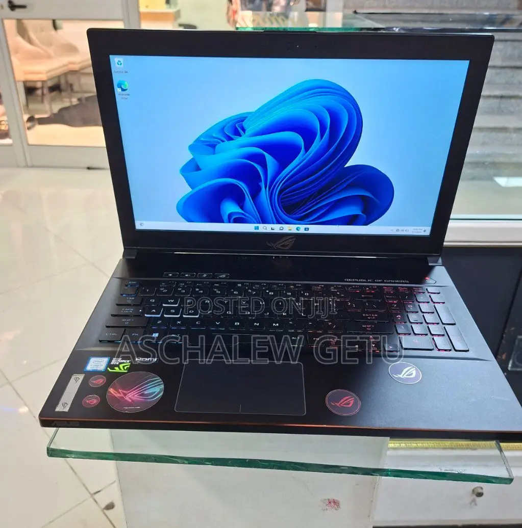 New Laptop Asus ROG Zephyrus G15 16GB Intel Core I7 SSD 512GB