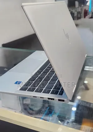 New Laptop HP EliteBook X360 1040 G7 16GB Intel Core I7 SSD 512GB