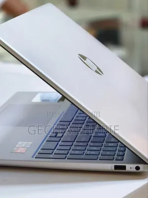 New Laptop HP Stream Notebook 8GB AMD Ryzen 5 SSD 512GB