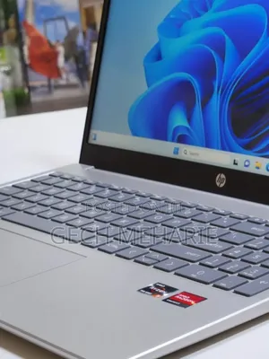 New Laptop HP Stream Notebook 8GB AMD Ryzen 5 SSD 512GB