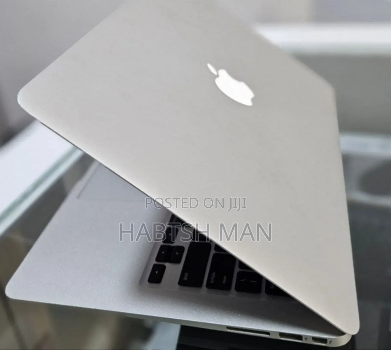 New Laptop Apple MacBook Air 2011 4GB Intel Core I5 SSD 128GB