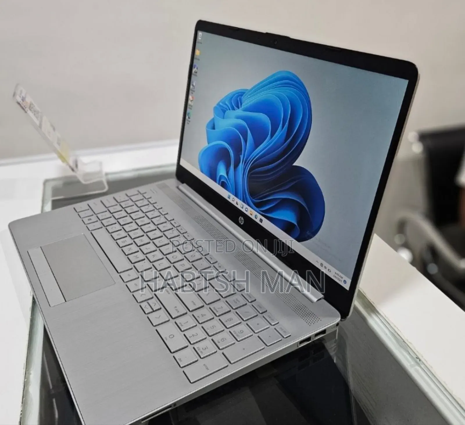 New Laptop HP Stream Notebook 8GB Intel Core I7 SSD 512GB