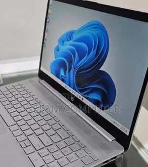 New Laptop HP Stream Notebook 8GB Intel Core I7 SSD 512GB