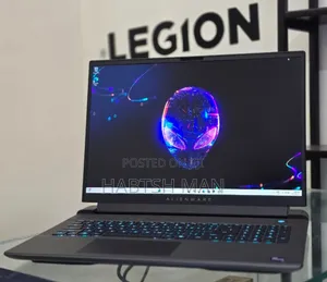 Photo - New Laptop Alienware M17x R2 32GB Intel Core I9 SSD 1T