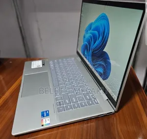 New Laptop HP Envy X360 8GB Intel Core I5 SSD 512GB