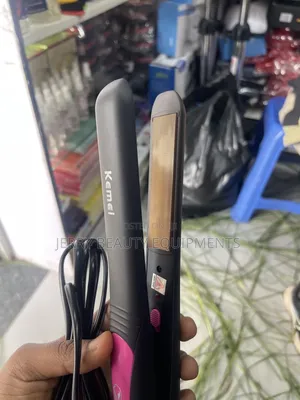 Kemei Professional Hair Straightener