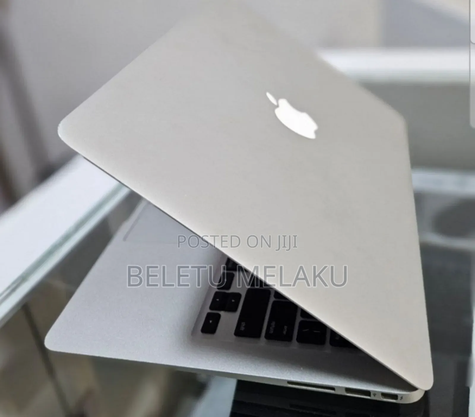 New Laptop Apple MacBook Air 2011 4GB Intel Core I5 SSD 128GB