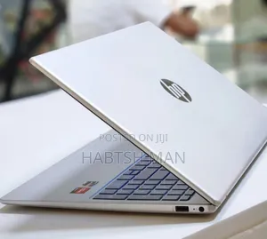 New Laptop HP Stream Notebook 8GB AMD Ryzen 5 SSD 512GB