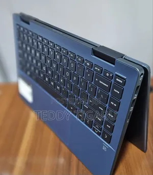 New Laptop HP Pavilion X360 8GB Intel Core I7 SSD 256GB