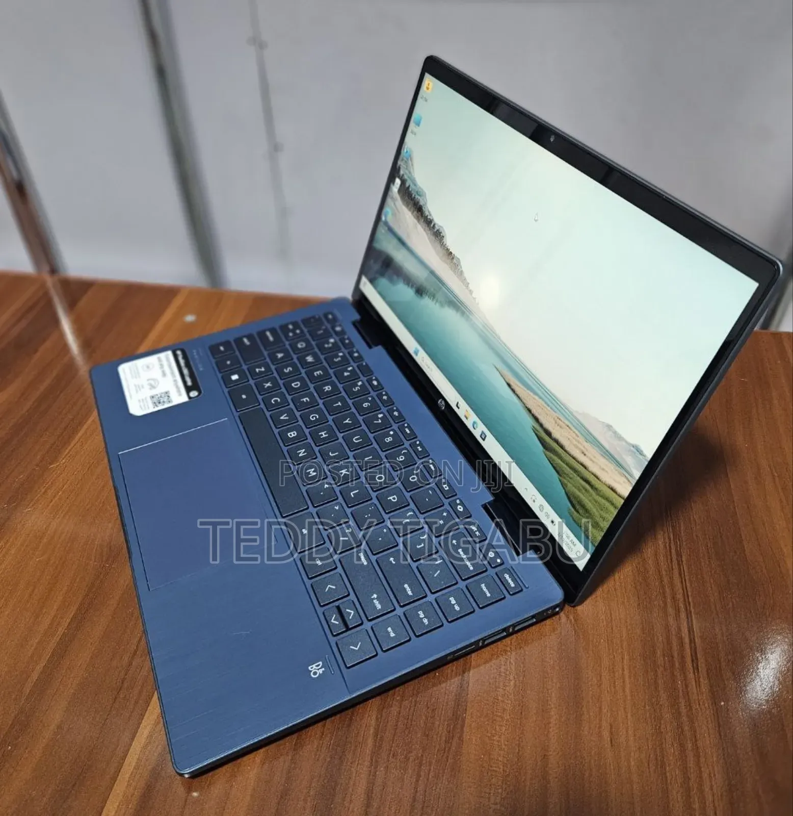 New Laptop HP Pavilion X360 8GB Intel Core I7 SSD 256GB