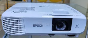 New Epson Projector Has Remote Model