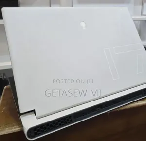 New Laptop Alienware M17x R2 32GB Intel Core I7 SSD 1T