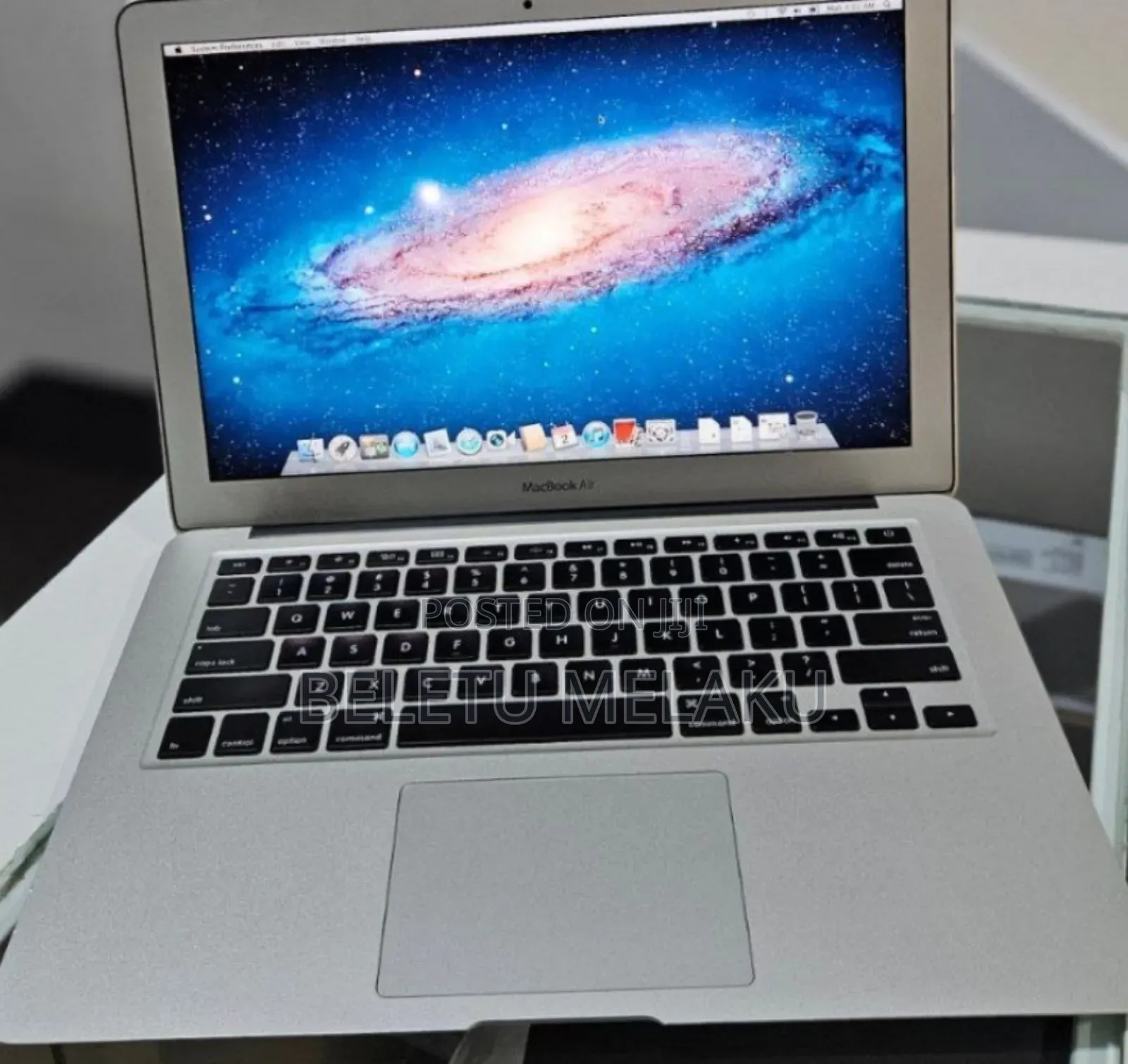 New Laptop Apple MacBook Air 2011 4GB Intel Core I5 SSD 128GB