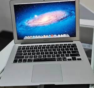 New Laptop Apple MacBook Air 2011 4GB Intel Core I5 SSD 128GB