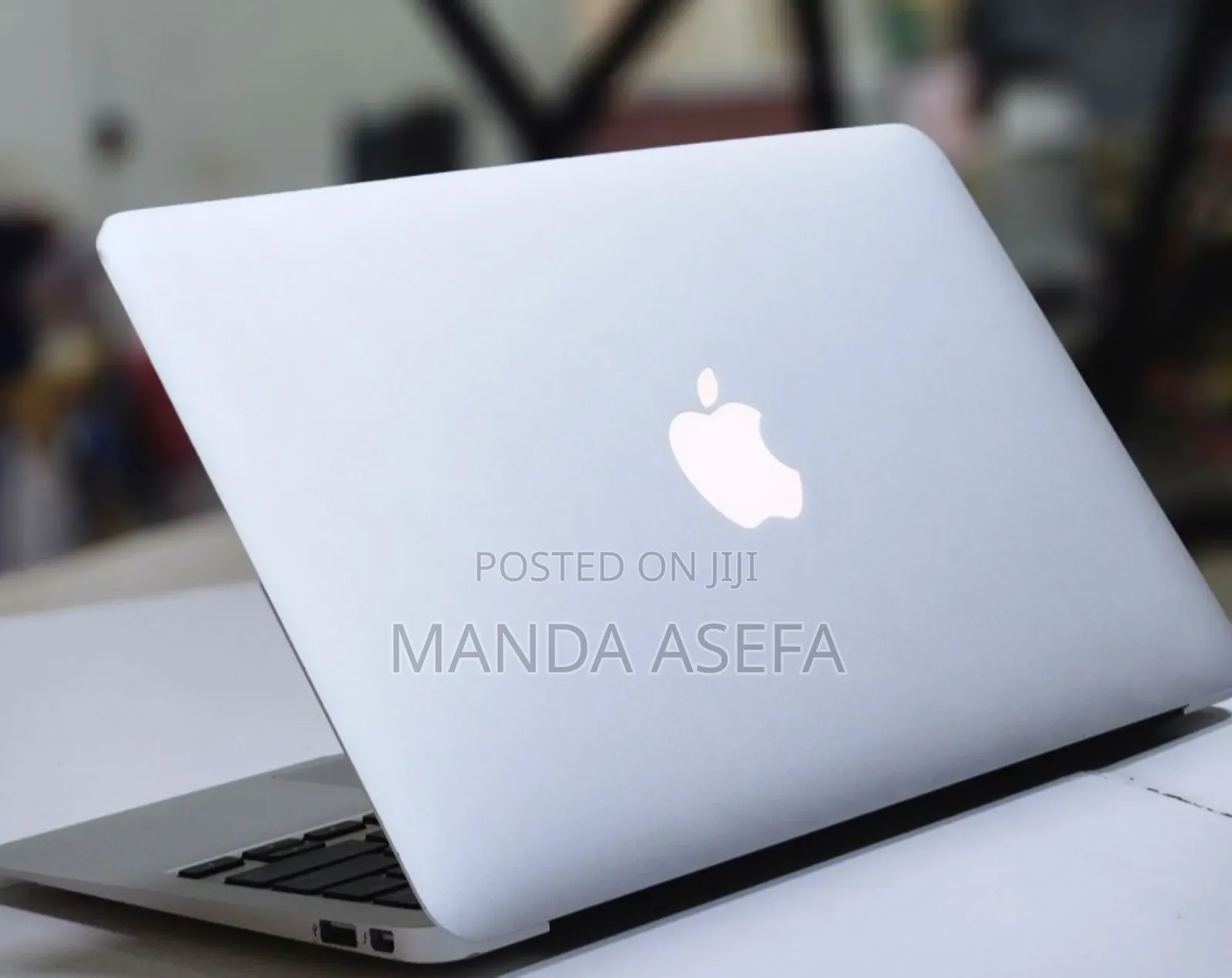 New Laptop Apple MacBook Air 2011 4GB Intel Core I5 SSD 128GB