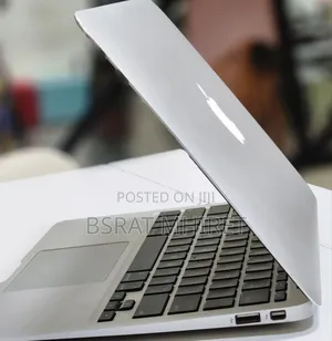 New Laptop Apple MacBook 2015 4GB Intel Core I5 SSD 128GB