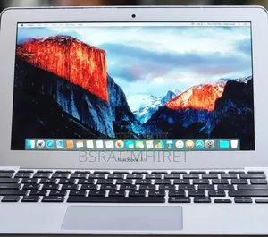 New Laptop Apple MacBook 2015 4GB Intel Core I5 SSD 128GB