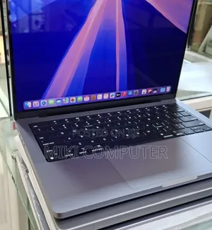 New Laptop Apple MacBook Pro M1 16GB Intel SSD 1T