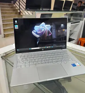 Photo - New Laptop HP Pavilion 15 8GB Intel Core I5 SSD 512GB