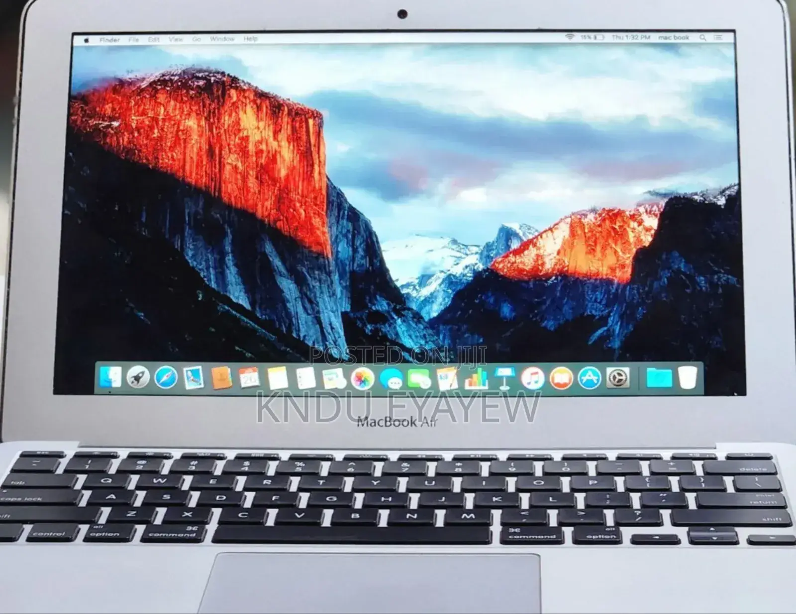 New Laptop Apple MacBook 4GB Intel Core I5 SSD 128GB