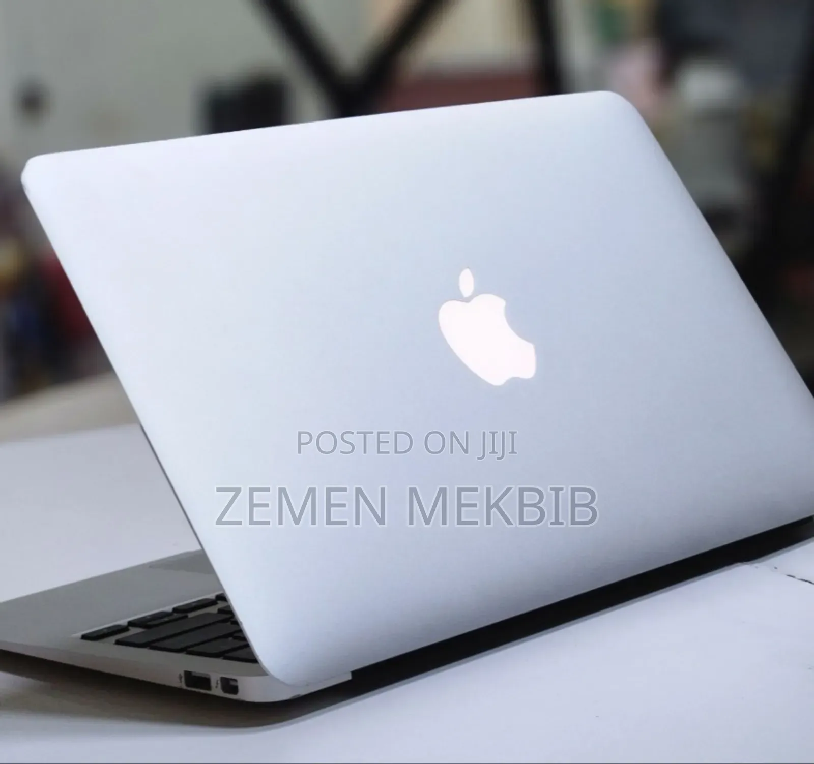 New Laptop Apple MacBook Air 2015 4GB Intel Core I5 SSD 128GB