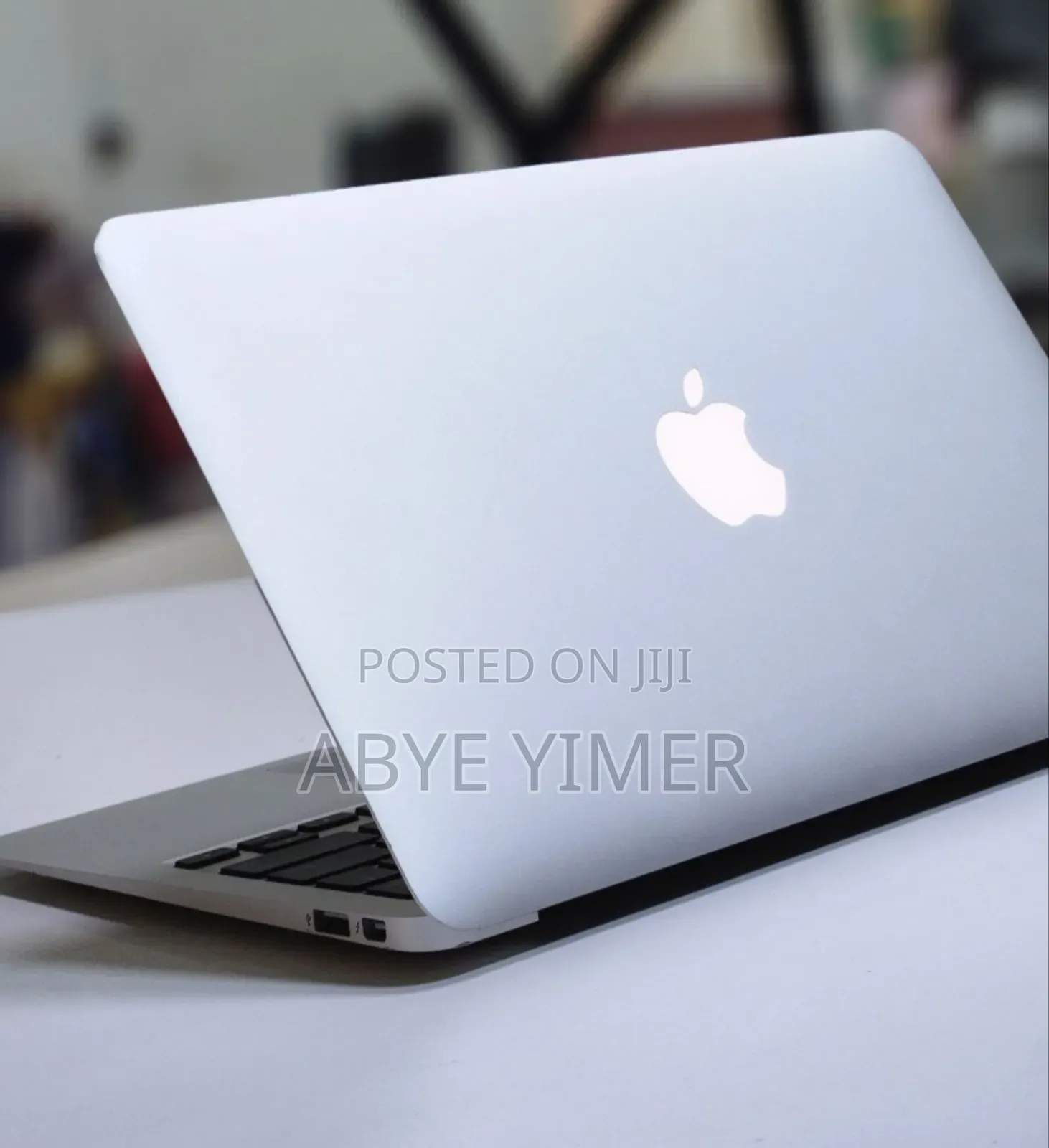 New Laptop Apple MacBook Air 2015 4GB Intel Core I5 SSD 128GB