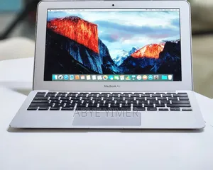 New Laptop Apple MacBook Air 2015 4GB Intel Core I5 SSD 128GB