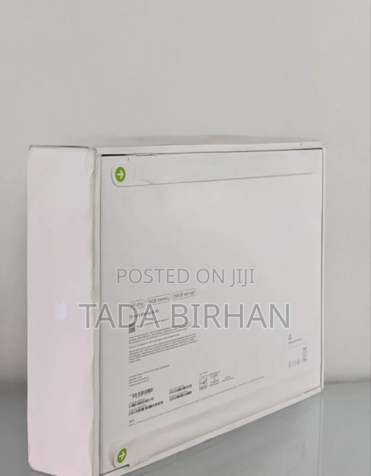 New Laptop Apple MacBook Air 2025 M4 13-Inch 16GB Apple M4 SSD 256GB