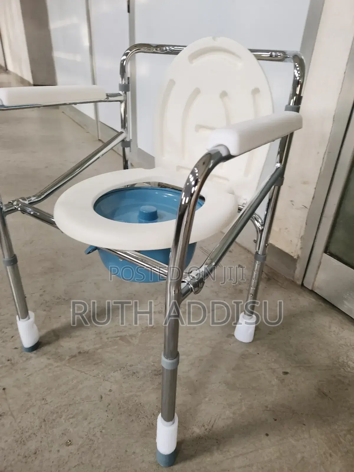 Commode Chair只是toilet Chair跟升commod3 Chair广了toilet Chair