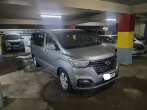 Hyundai H1 2021 Silver
