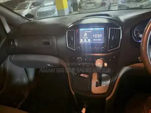 Hyundai H1 2021 Silver