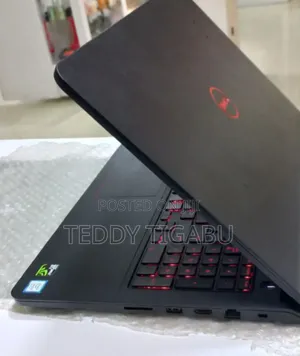 New Laptop Dell 8GB Intel Core I7 SSD 512GB