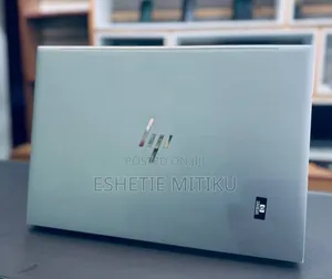 New Laptop HP ZBook Firefly 16 G10 4GB Intel Core I7 SSD 3T